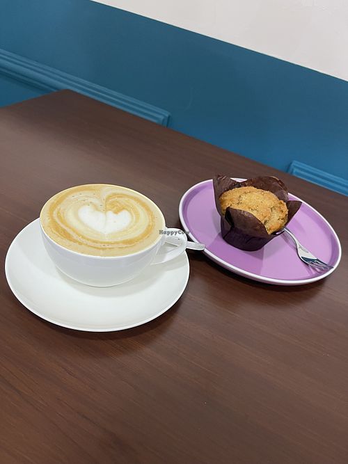 Latte and muffin  at Coconela in Santa Cruz