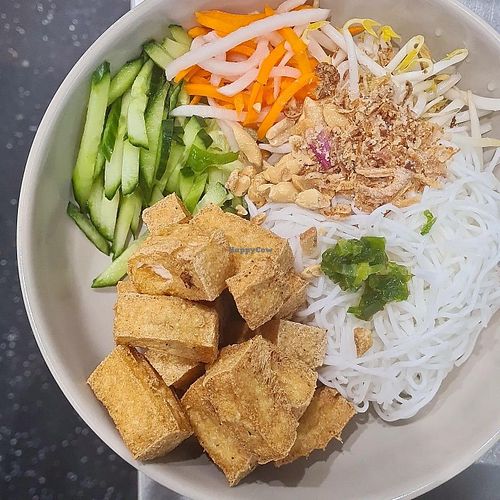 Vermicelli Noodle salad with crispy tofu  at Nguyen Brothers in Tewantin