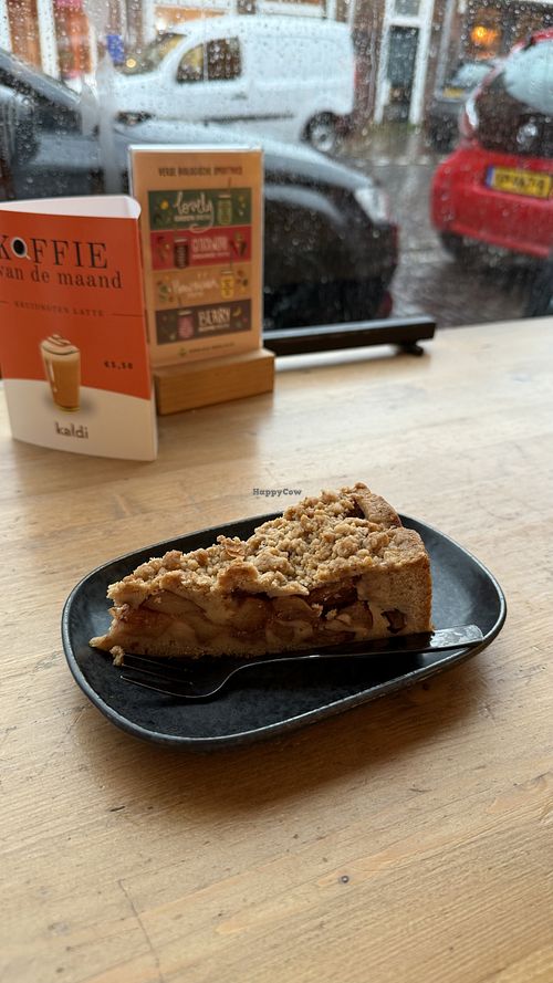 Vegan applepie  at Kaldi in Alkmaar