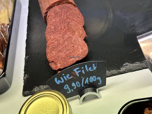 "beef"  at Die Vegane Fleischerei in Dresden