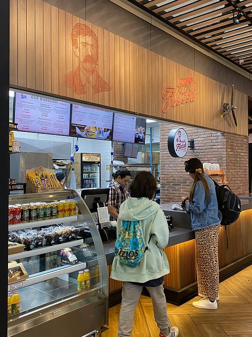 Local  at SCL - Uncle Fletch - T2  in Santiago