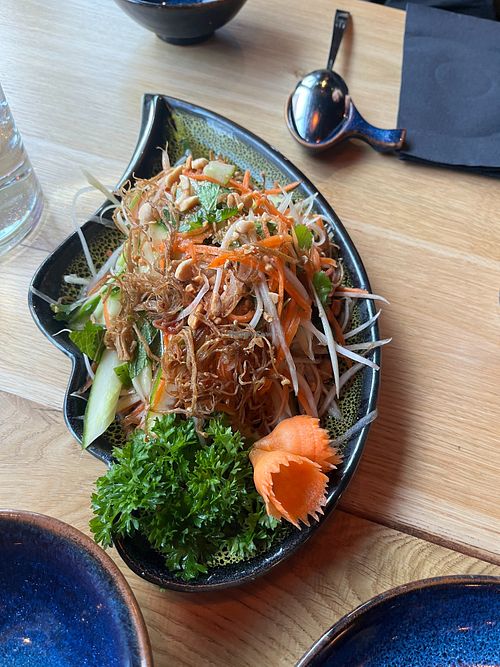 Fresh papaya salad at Quê Em in Helsinki