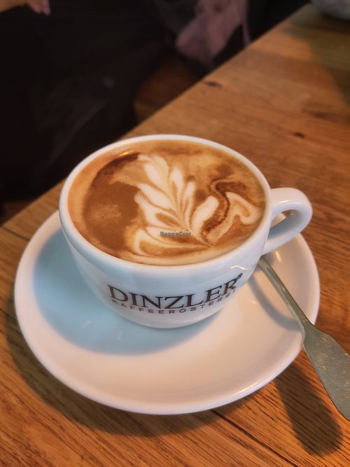 Flat white at Deli Kitchen in Munich