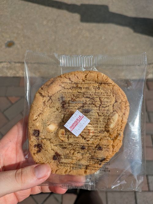 Vegan chocolate hazelnut cookie at Disneyland - Cable Car Bake Shop in Chessy