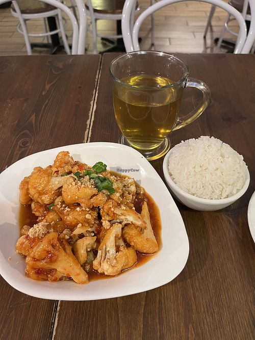 CLOSED Cuong's Vegan Sandwiches Boston Massachusetts Restaurant