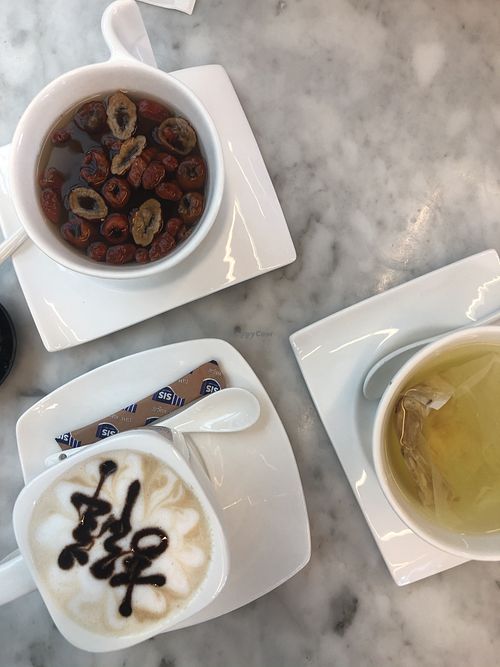 Logan tea , latte, lotus tea at Water Drop Teahouse 滴水坊 in Northeast Singapore