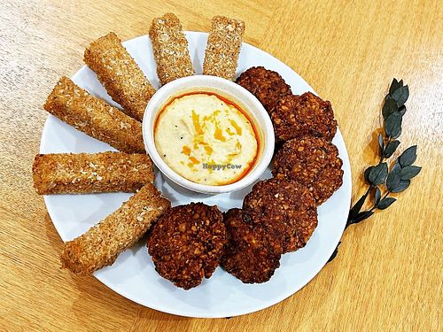 Tofu fingers & falafels  #Veganuary at Doctor K's Vegan Kitchen in Aberdeen