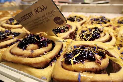 blueberry #Veganuary at Cinnamood in Berlin