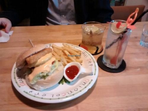 burger at PP 99 Cafe in Taipei