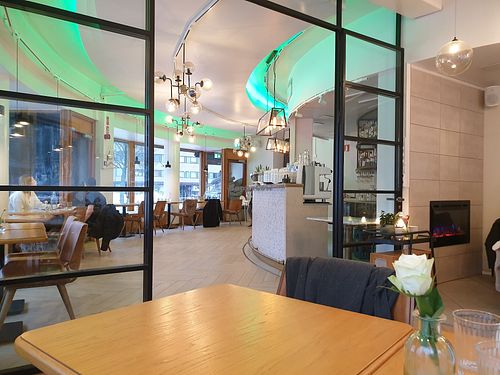 Vegetarian buffet with options at Kaarlo Social in Lahti