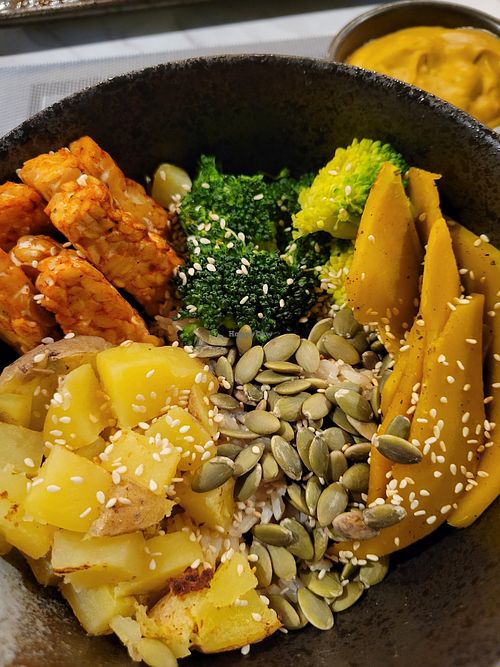 Made to order bowl at Pranaa Food For Life in Bangkok