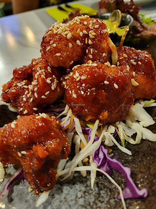 Cauliflower wings at Pranaa Food For Life in Bangkok