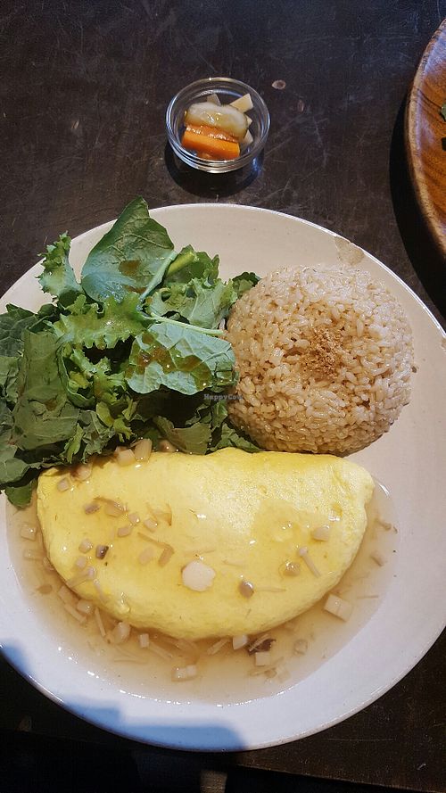 I think this is real omelette? My friend ate this at Cafe Sukkara - 수카라 in Seoul