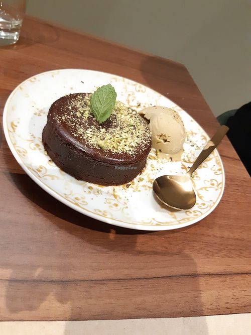 Torta de chocolate at Giulietta - Pizzeria & Cucina Vegana in Lisbon