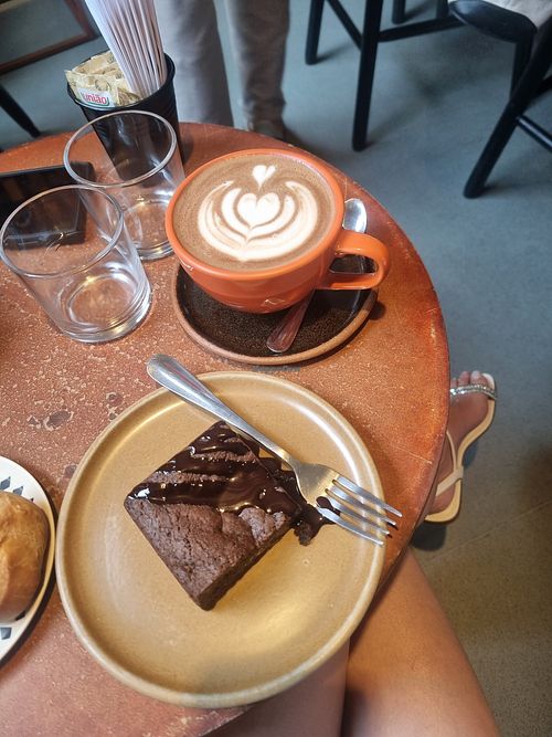  at Manana Cafés in Curitiba