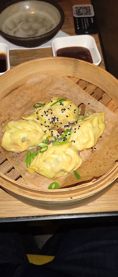 Gefüllte Teigtaschen at Dim Sum Spot - Anděl in Prague