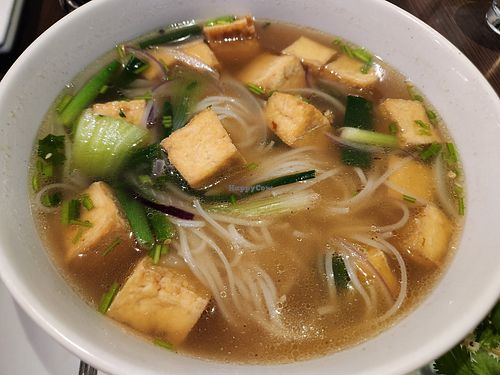 Vietnamese noodle soup with tofu at Noodle Wave in Mckinney