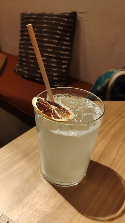 Lemonade at Gallo Santo in Barcelona