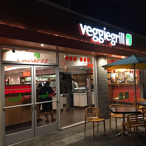 Storefront at Veggie Grill by Next Level in Long Beach