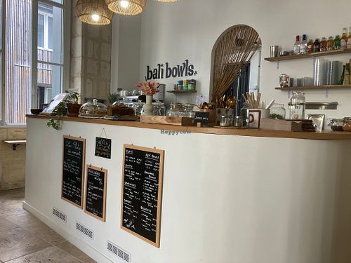 Counter at Bali Bowls in Bordeaux