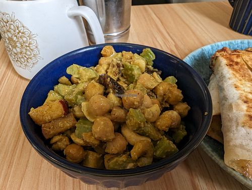 Crunchy chickpea salad at Ritual in Waiheke Island