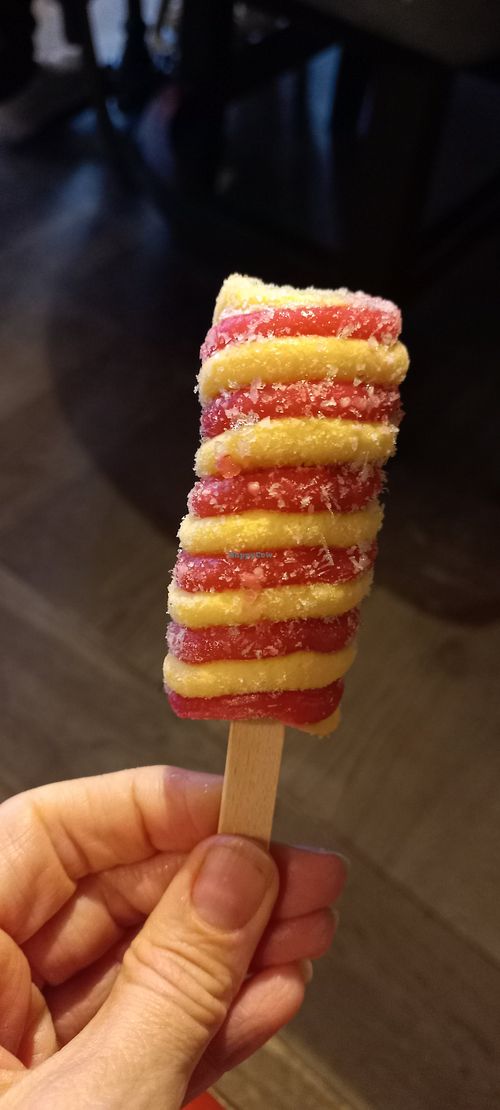 Kid's ice lolly at Bill's in South East London