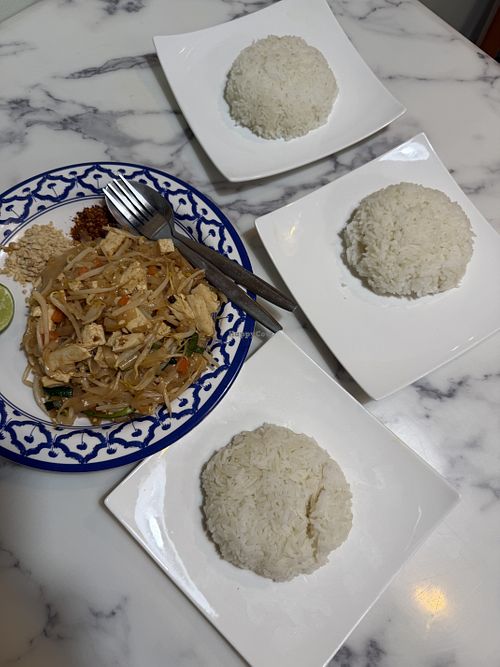 Great low fat vegan food  at May Veggie Home Express - ประสานมิตรพลาซ่า in Bangkok