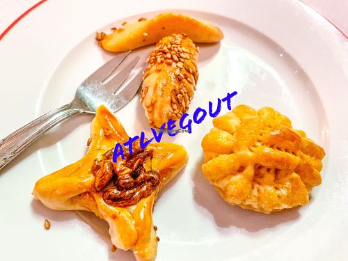 Pâtisseries orientales  at Alounak in Nice