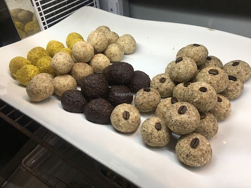 Pumpkin, vanilla, chocolate and coffee macaroons  at Consciousfork in Warwick