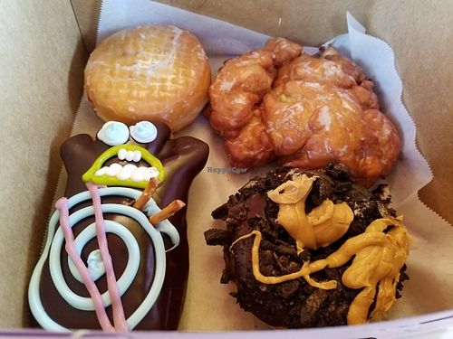 vegan donuts at Voodoo Doughnut Too in Portland