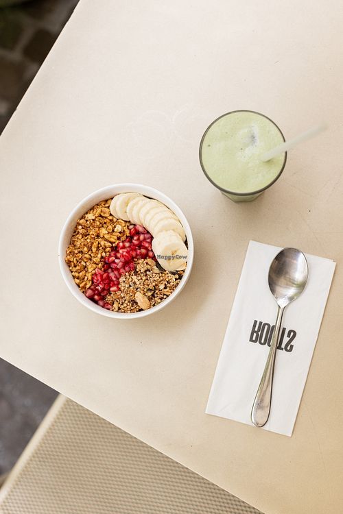  at roots - Münstergasse in Zurich