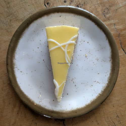Vegan Icelandic cheesecake with lemon glaze at Restaurant Geysir Glíma  in Geysir