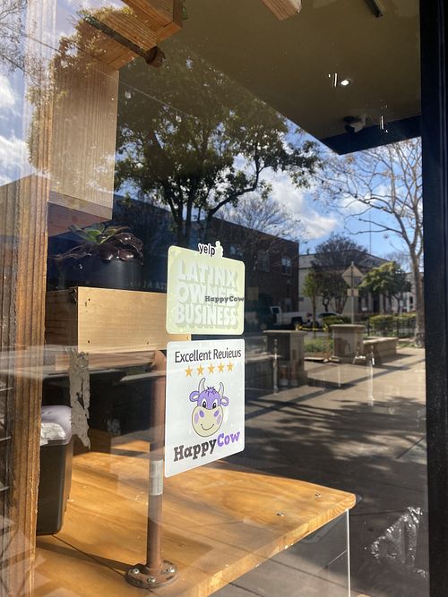 Repping HC 🥰  at Vivoz in Hayward