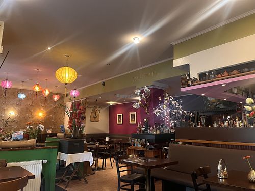 restaurant interior  at Jasmin Asia Cuisine in Munich