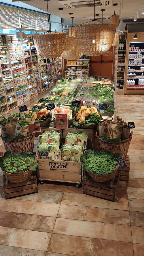 fresh veggie section at Ametller Origen in Andorra La Vella