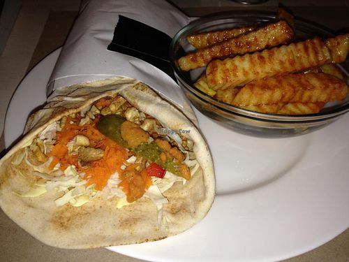 Ma Cocoute raw shaorma and fries at Ma Cocotte in Brasov