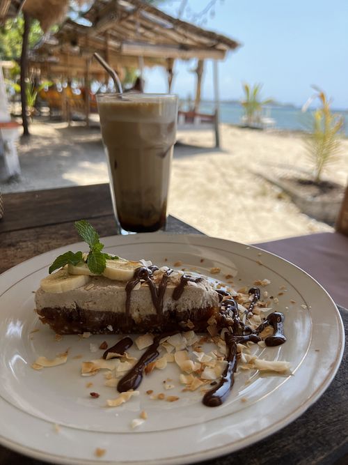 Iced Oat Cappuccino & Banoffee Pie  at Bintang Tiga- 'Ra' Healing Food in 