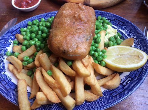 tofish and chips  at Norman's Coach and Horses in London