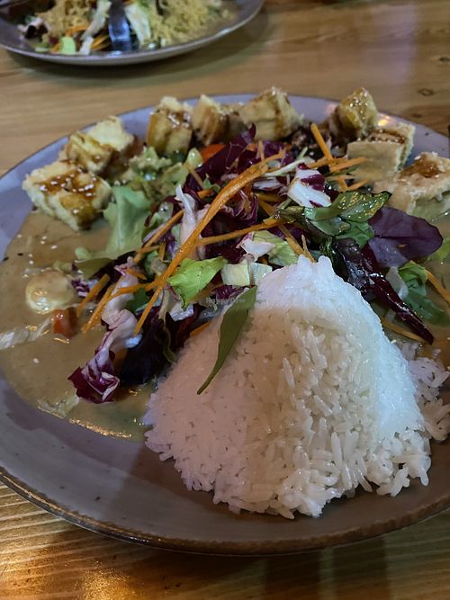 Tofu in peanut sauce   at Umi Vegan in Berlin