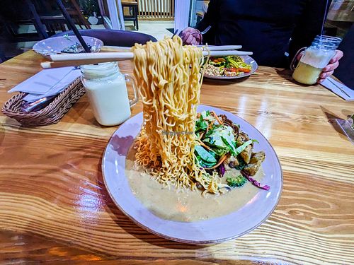 Flying Singapore at Umi Vegan at Umi Vegan in Berlin