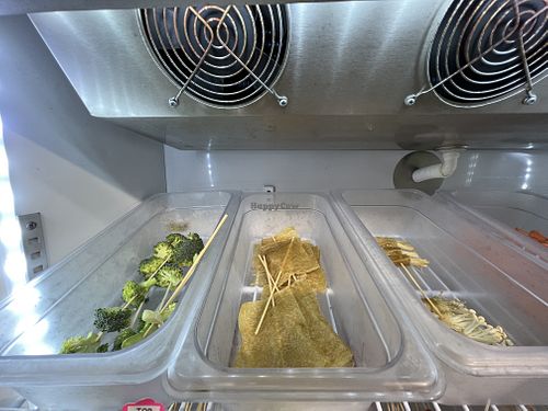 3 of the 7 options  at Maxwell Lok Lok in Central Singapore