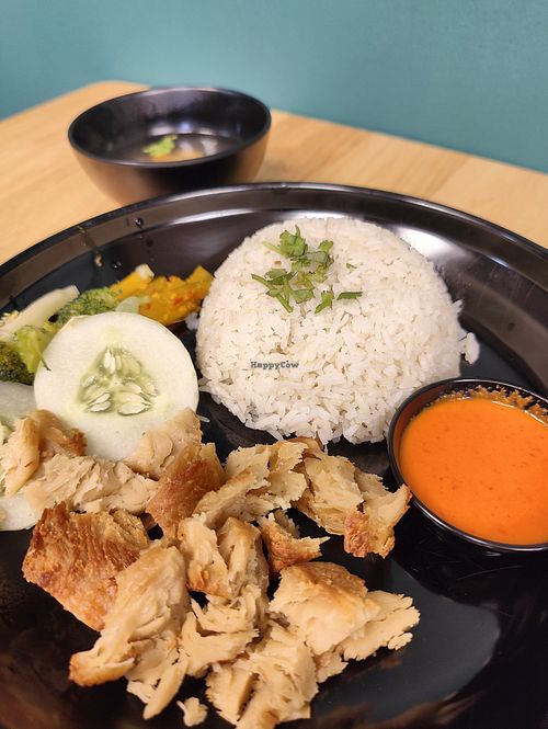 Vegan chicken rice at Seva Cafe in Central Singapore