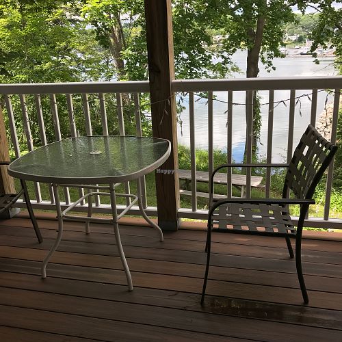 outside deck at Savory Maine Dining and Provisions in Damariscotta