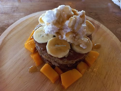 Oat pancakes at Sunbowl in Koh Phangan