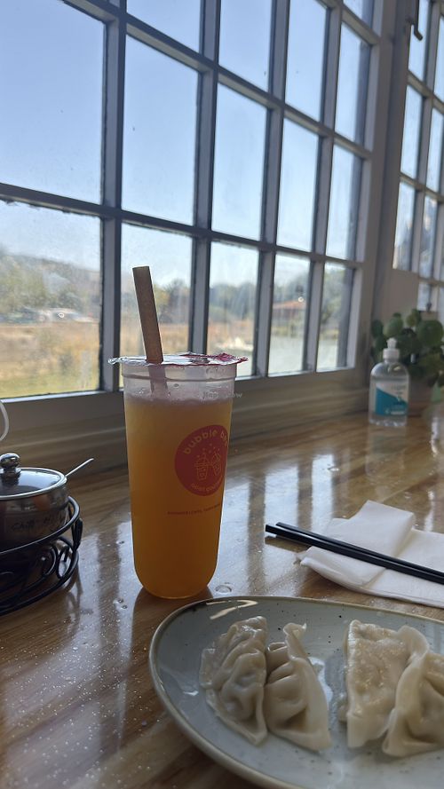 Mango bubble tea and vegetable gyoza   at bubble+bao in Lewes