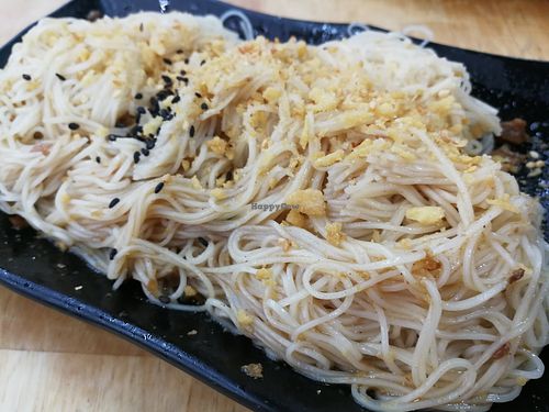 sesame noodles at Modern Vegetarian in Taichung