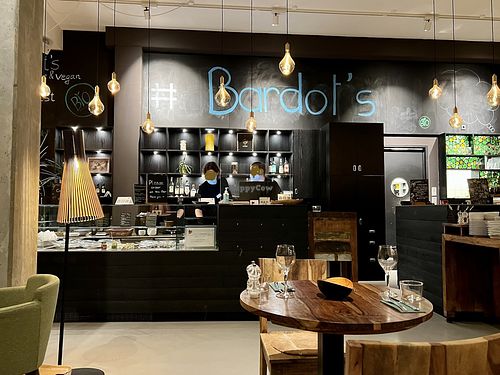 inside at Bistro Bardot in Berlin