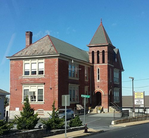  at Akron Nutrition Center in Akron