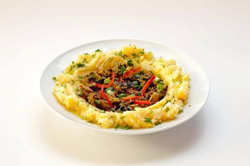 MASHED POTATOS AND SEITAN at HaBar-Kayma in Tel Aviv