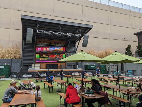 Outdoor seating in front of the stage at Vegan Vibrationz in Plano
